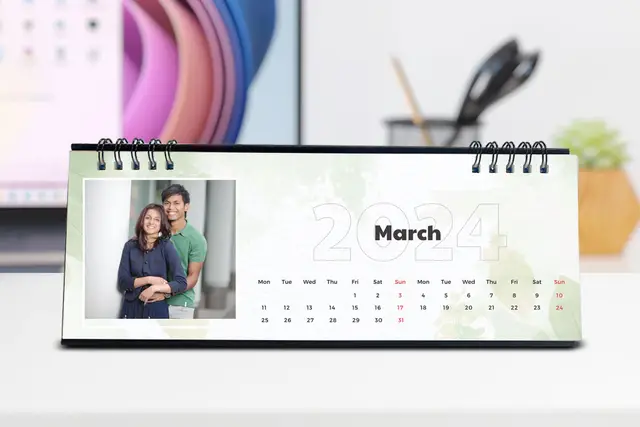 Long Desktop Calendar