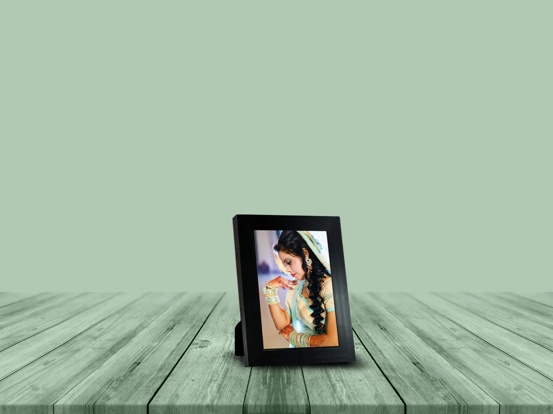 Personalized 6 x 8 in Photo Frame